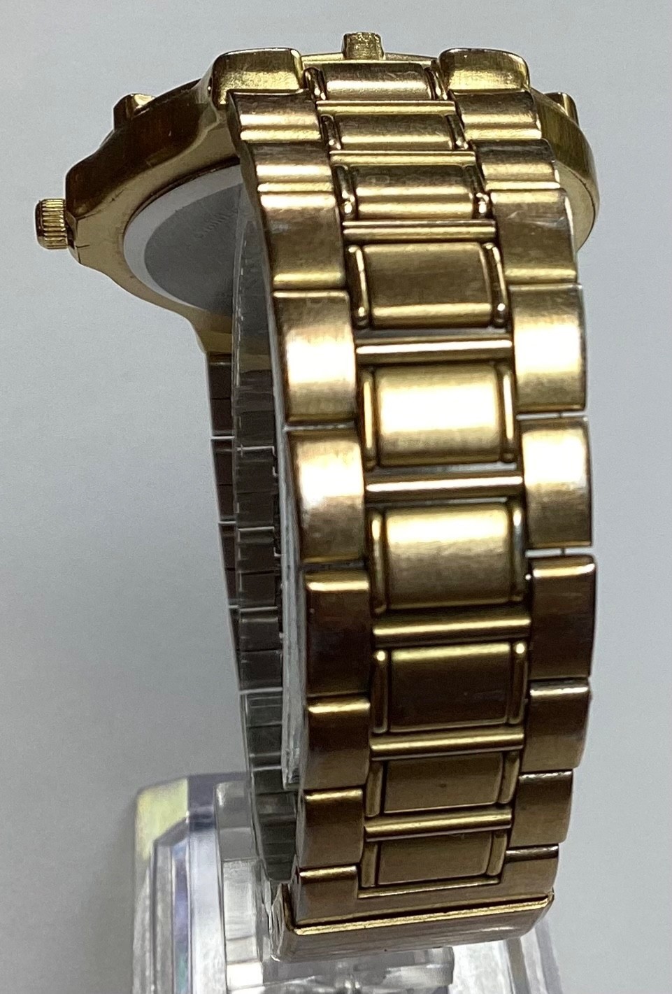 Jacques Farel Vintage Watch Gold Tone WR Date Stainless New Battery Size 7”