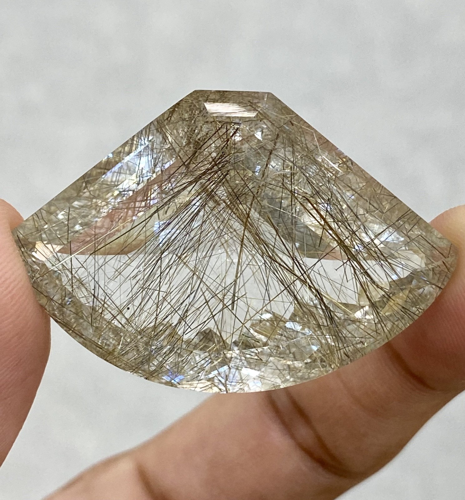105ct Rare cut Rutile Quartz. Amazing Rutile needles. Fancy cut rutileted quartz