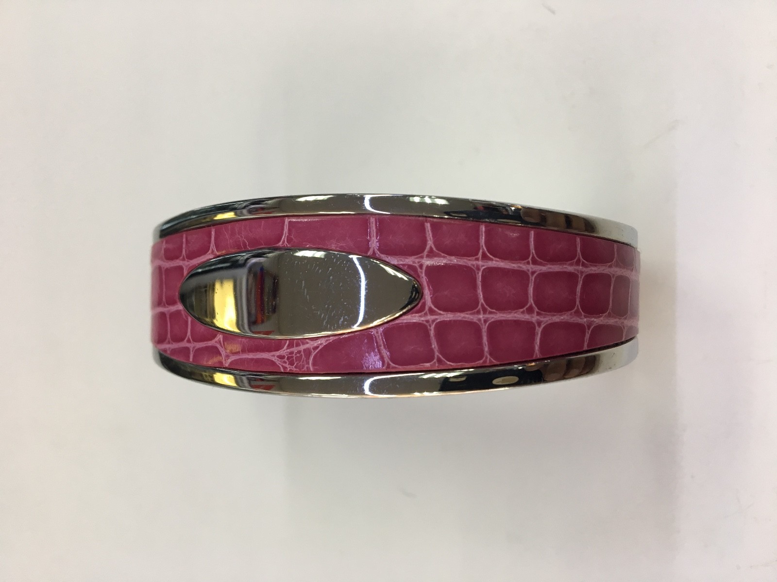 Vintage Retro Italian Design Luxury Fine Jewelry Animal Grain Bracelet Bangle