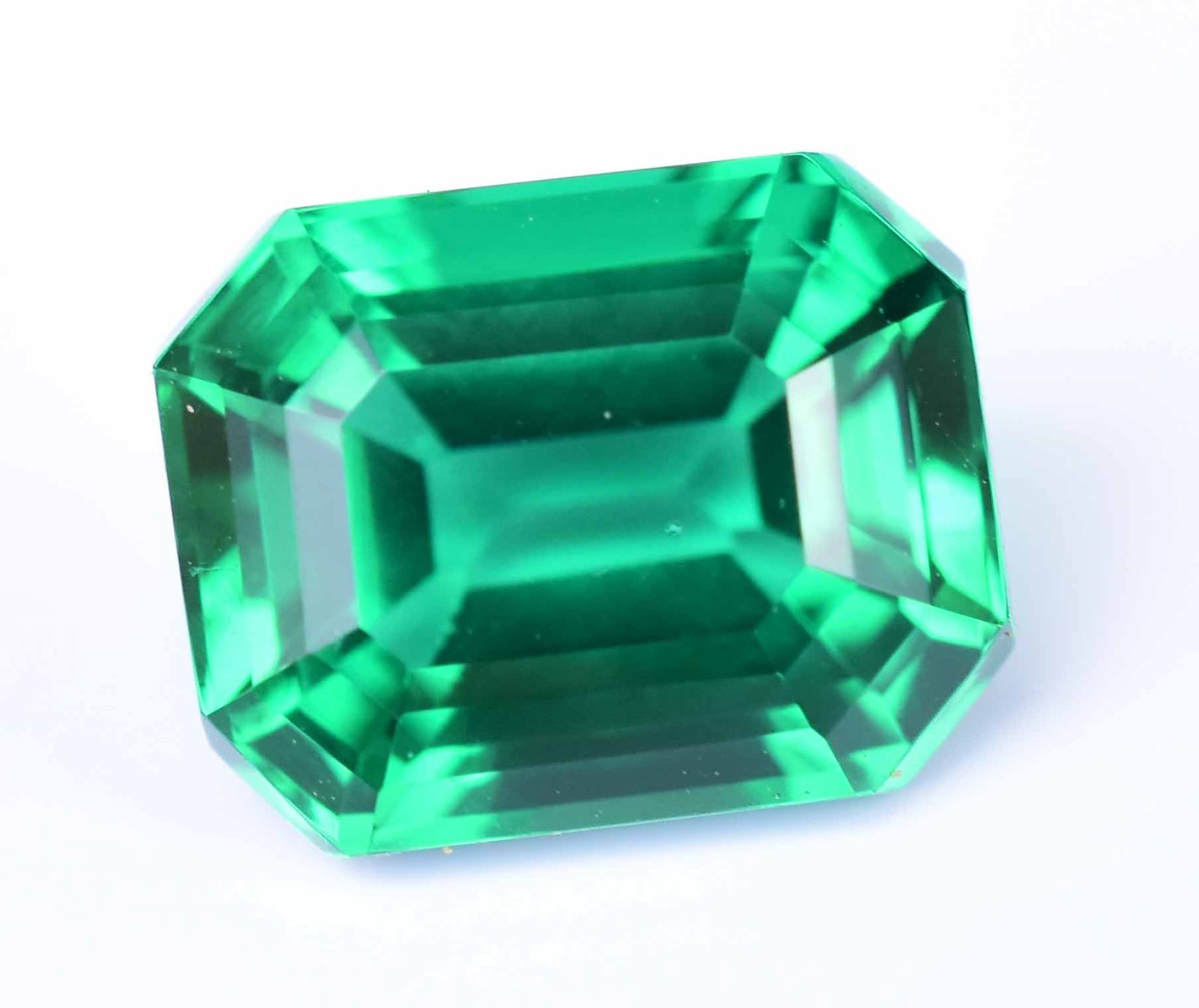 Natural Green Emerald 7.70 Ct Emerald Cut AGL Certified Stunning Loose Gemstone