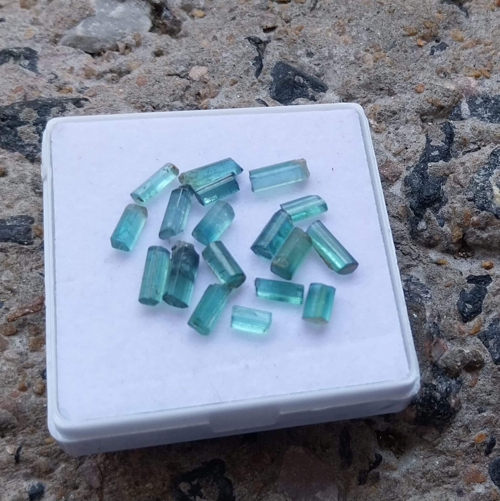 14.75 Ct 6 to 9.5 MM Natural Blue Color Tourmaline Raw Rough Pencil 18 PCS Lot