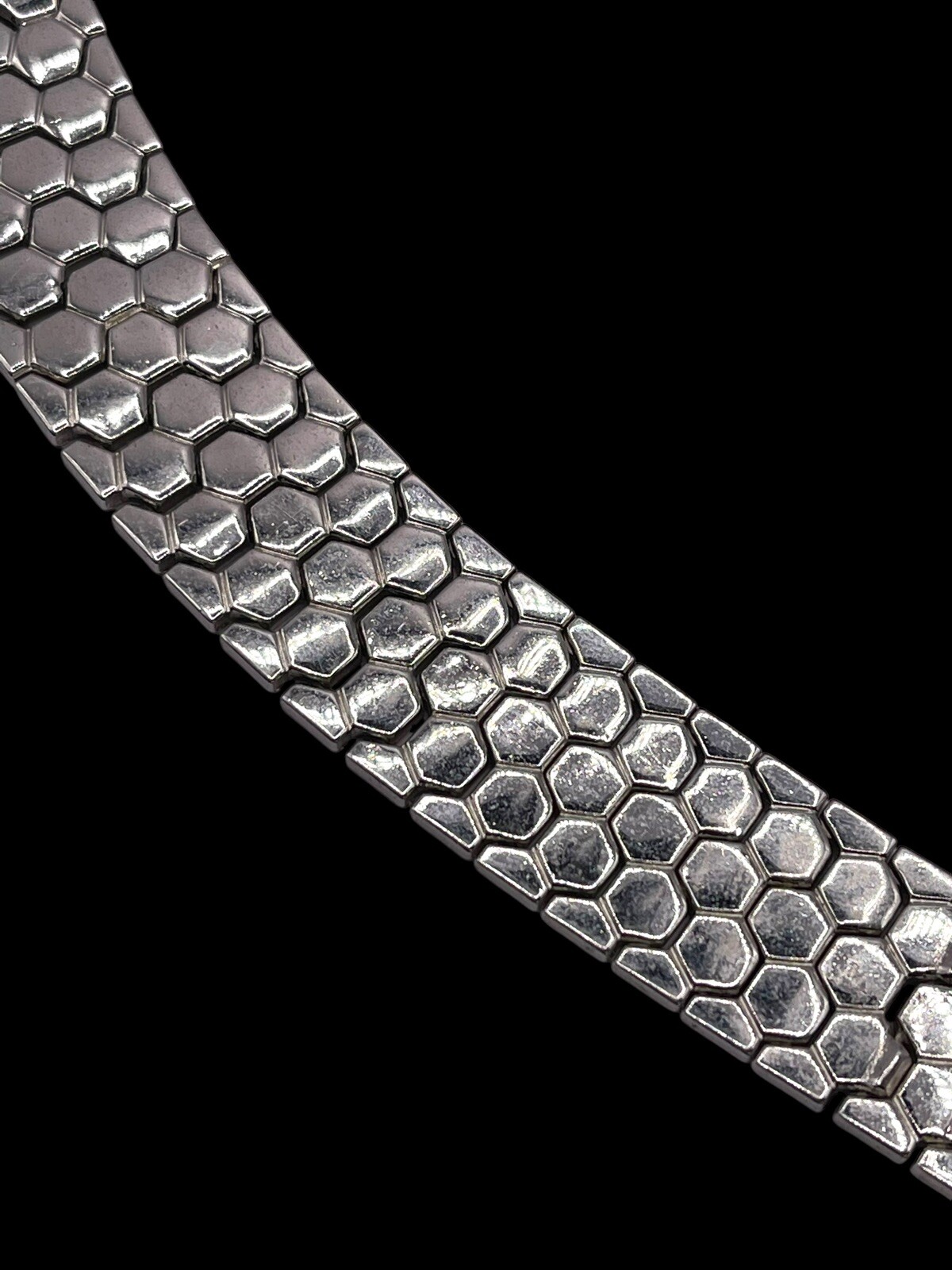 Vintage Crown Trifari Honeycomb Bracelet Mesh Geometric Hexagon Link