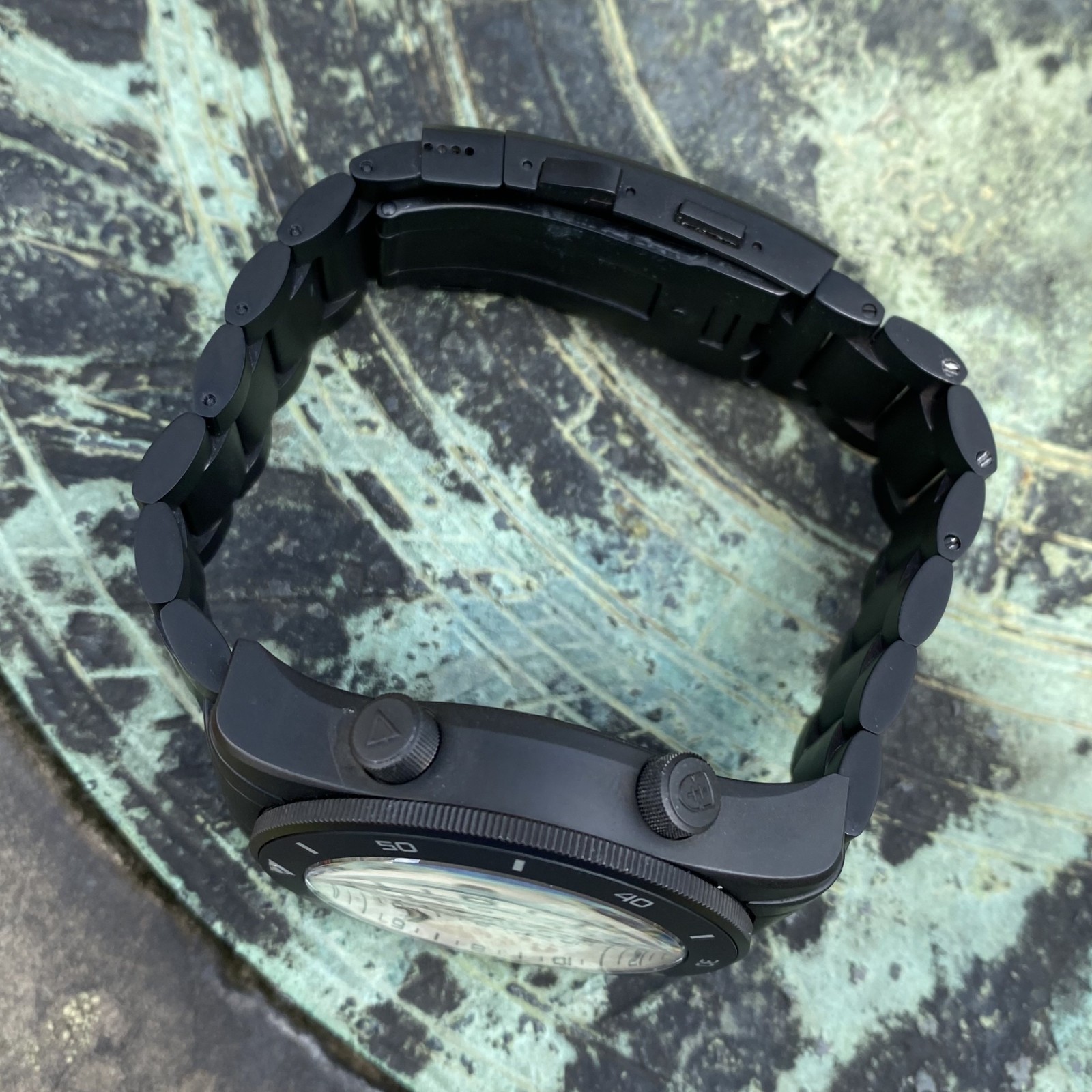 Elliot Brown Beachmaster Ghost Professional Black PVD Swiss Quartz Watch 40mm