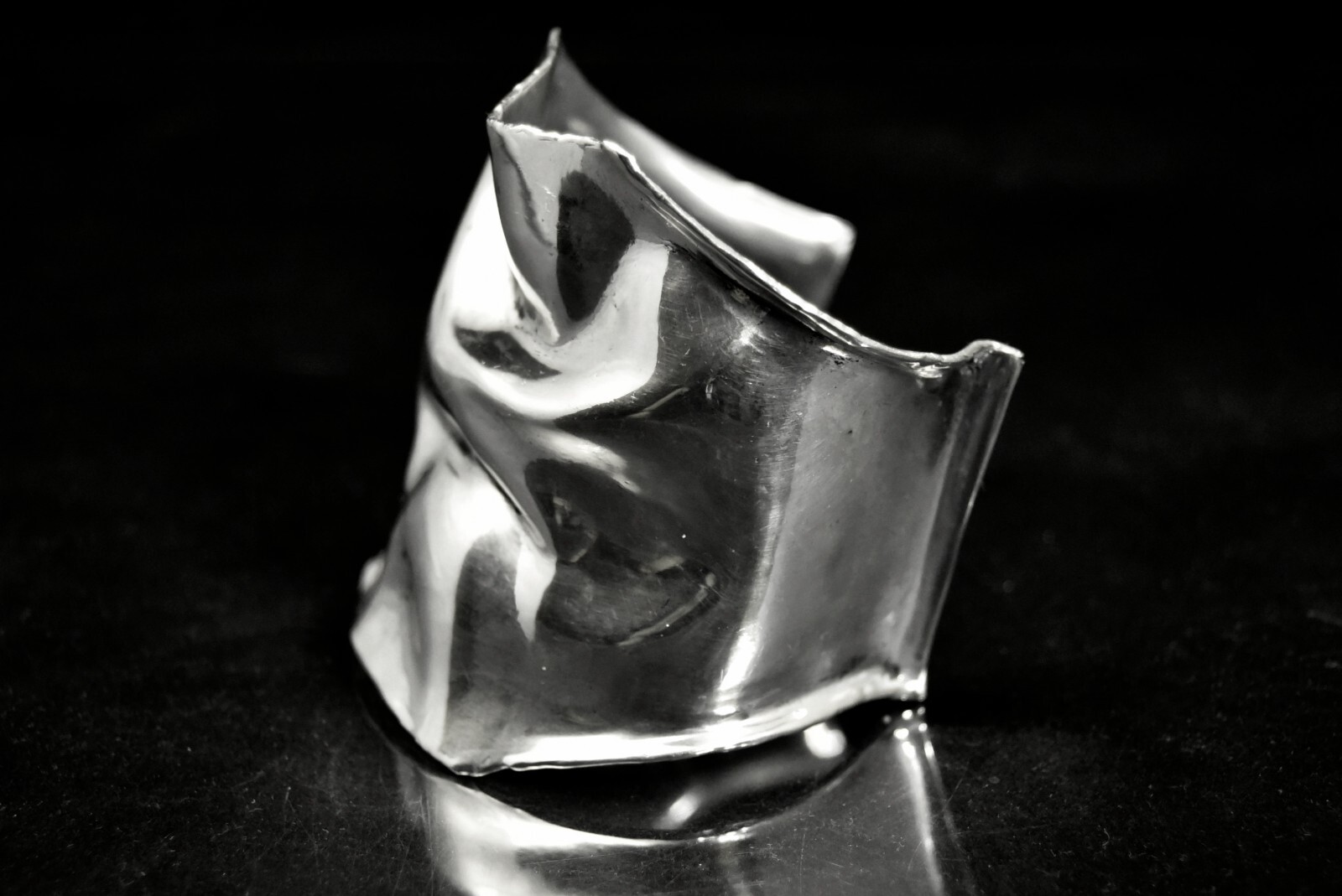 UNIQUE HAND MADE ART DECO HAMMERED STERLING SILVER BRACELET 100 GRAMS