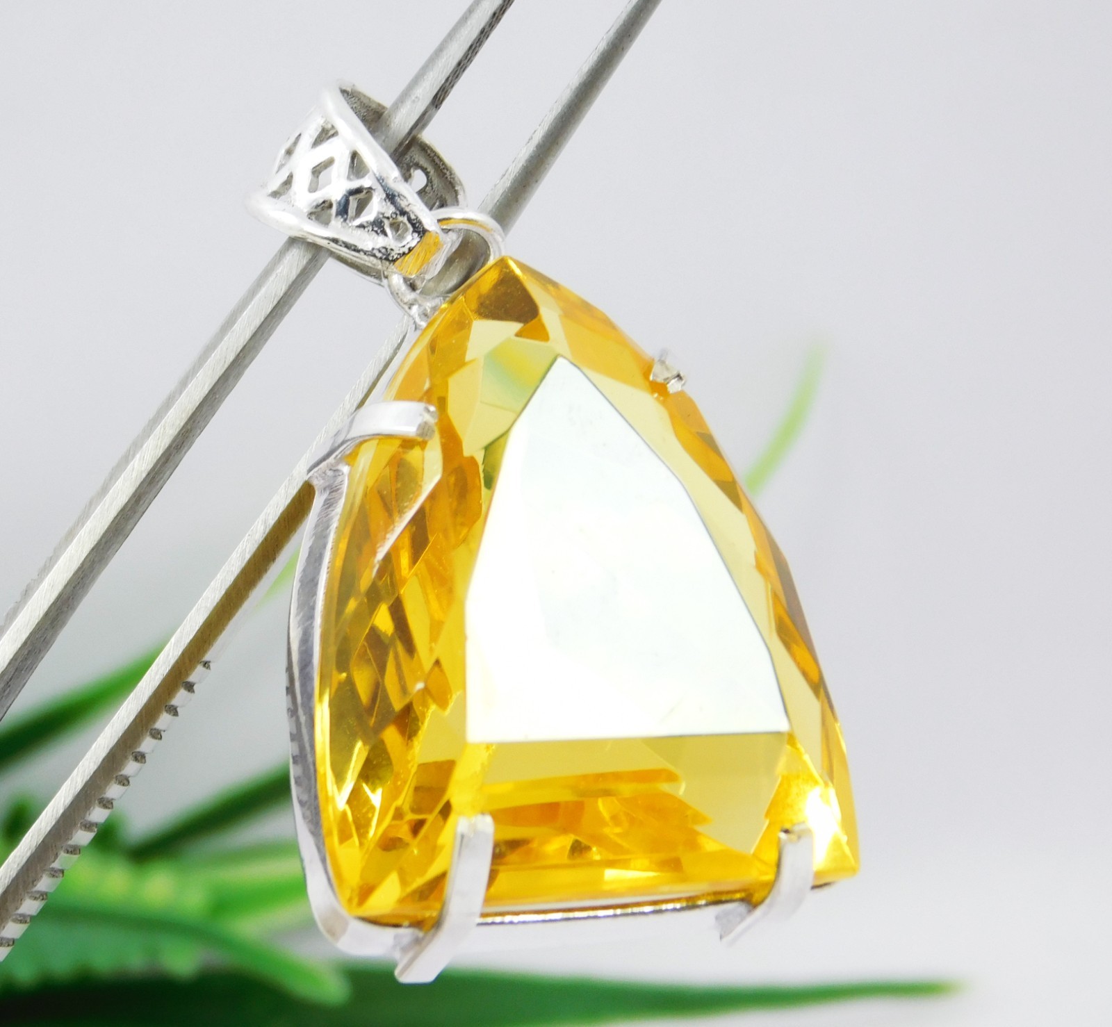 Certified 80.05 Ct Natural Brazilian Yellow Topaz 925 Solid Silver Pendant Gems