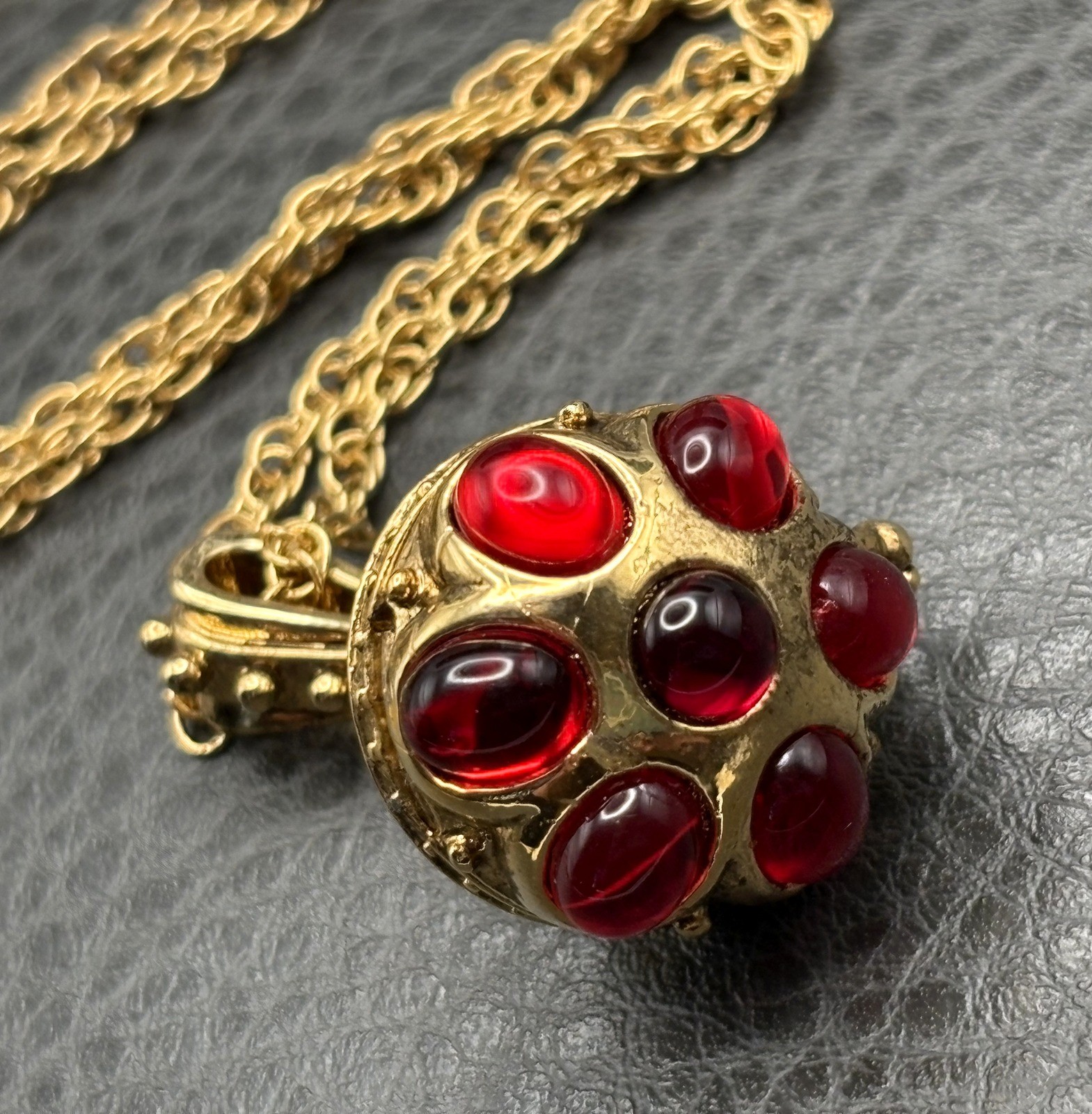 Vintage 1928 Gripoix Style Red Cabochon Pill Box Pendant Necklace 28”