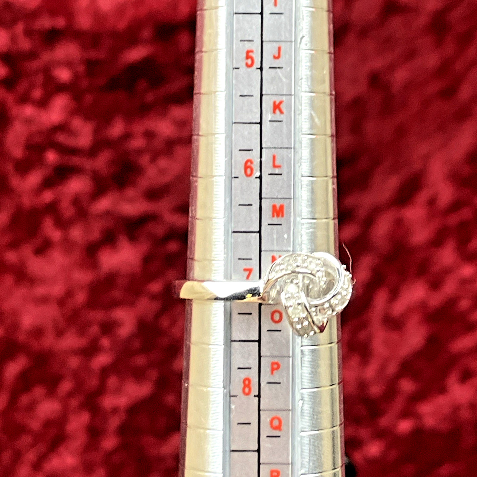 Macy’s Diamond Love Knot Ring Sterling Silver 1/10cttw Size 7 Orig. $100