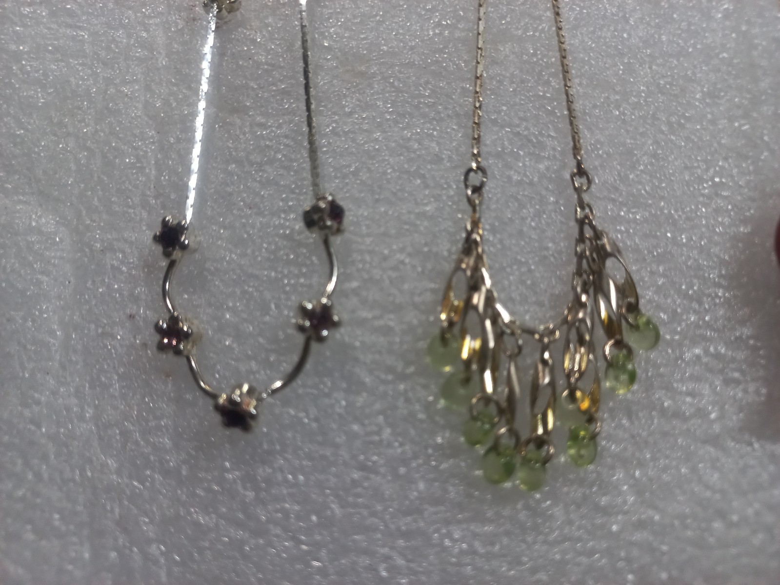 Vintage jewelry, set of 6 necklaces, various color combinations