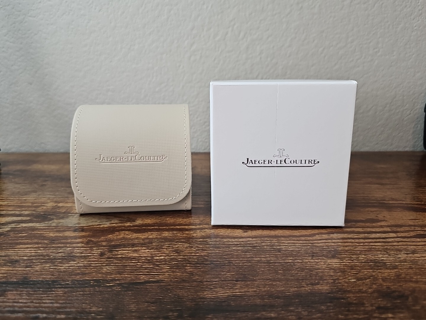 Authentic Jaeger-LeCoultre Watch Beigh Suede Storage & Travel Box OEM Authentic