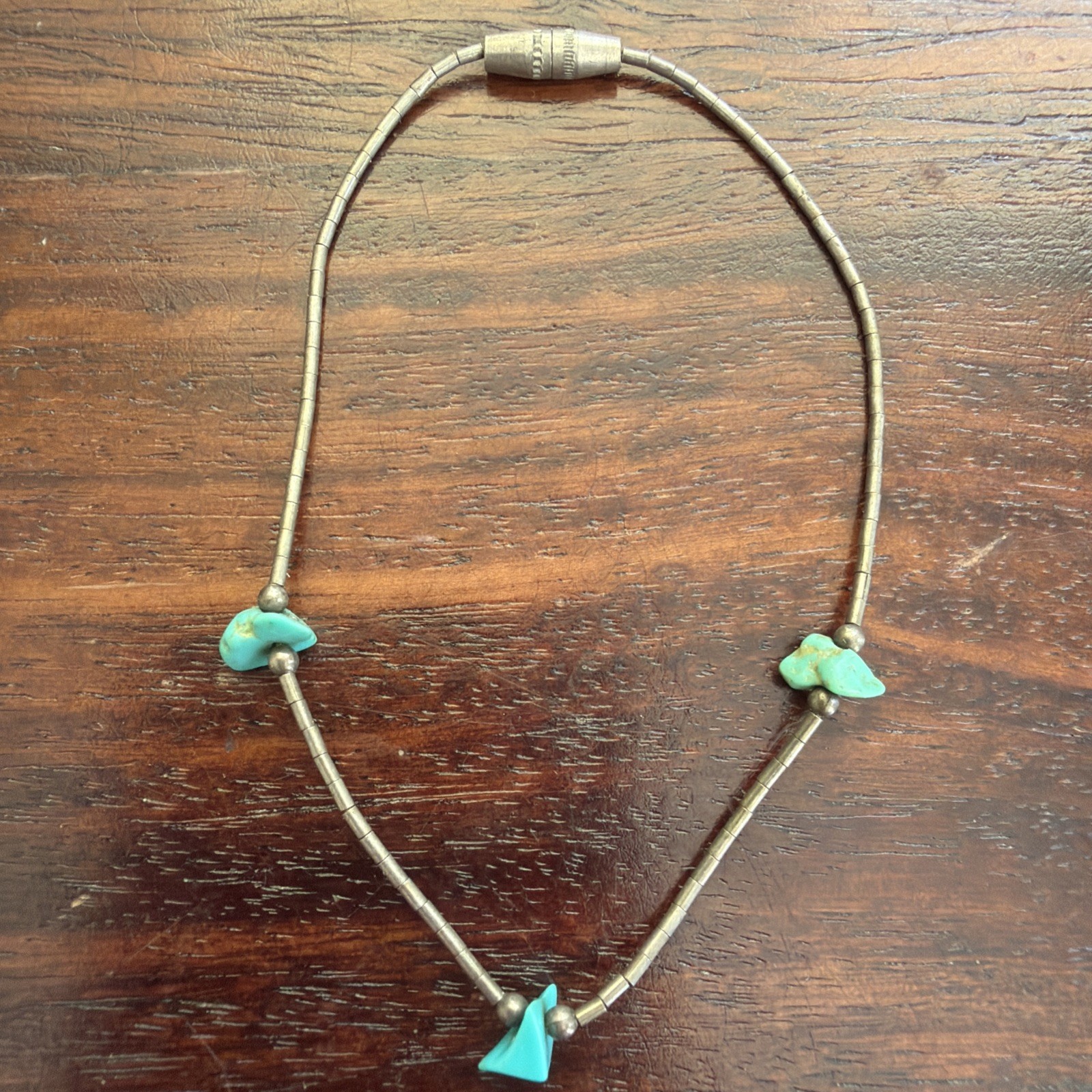VINTAGE LIQUID SILVER BRACELET WITH 3 TURQUOISE NUGGET