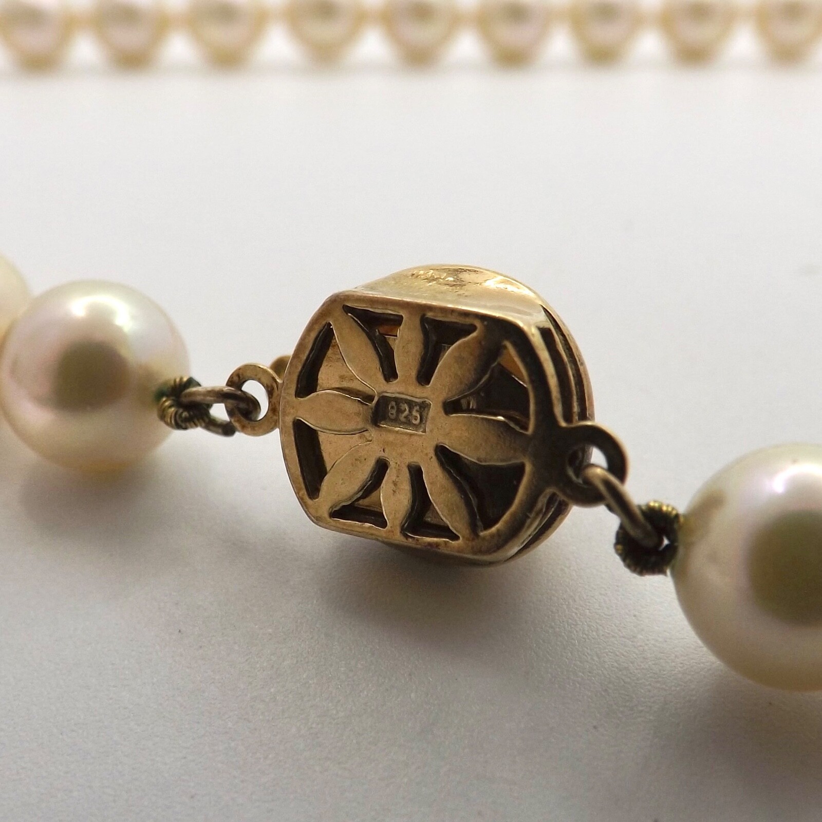 Majorica Pearl Necklace 8mm 30in Sterling Silver Gold Clasp Original Box Spain