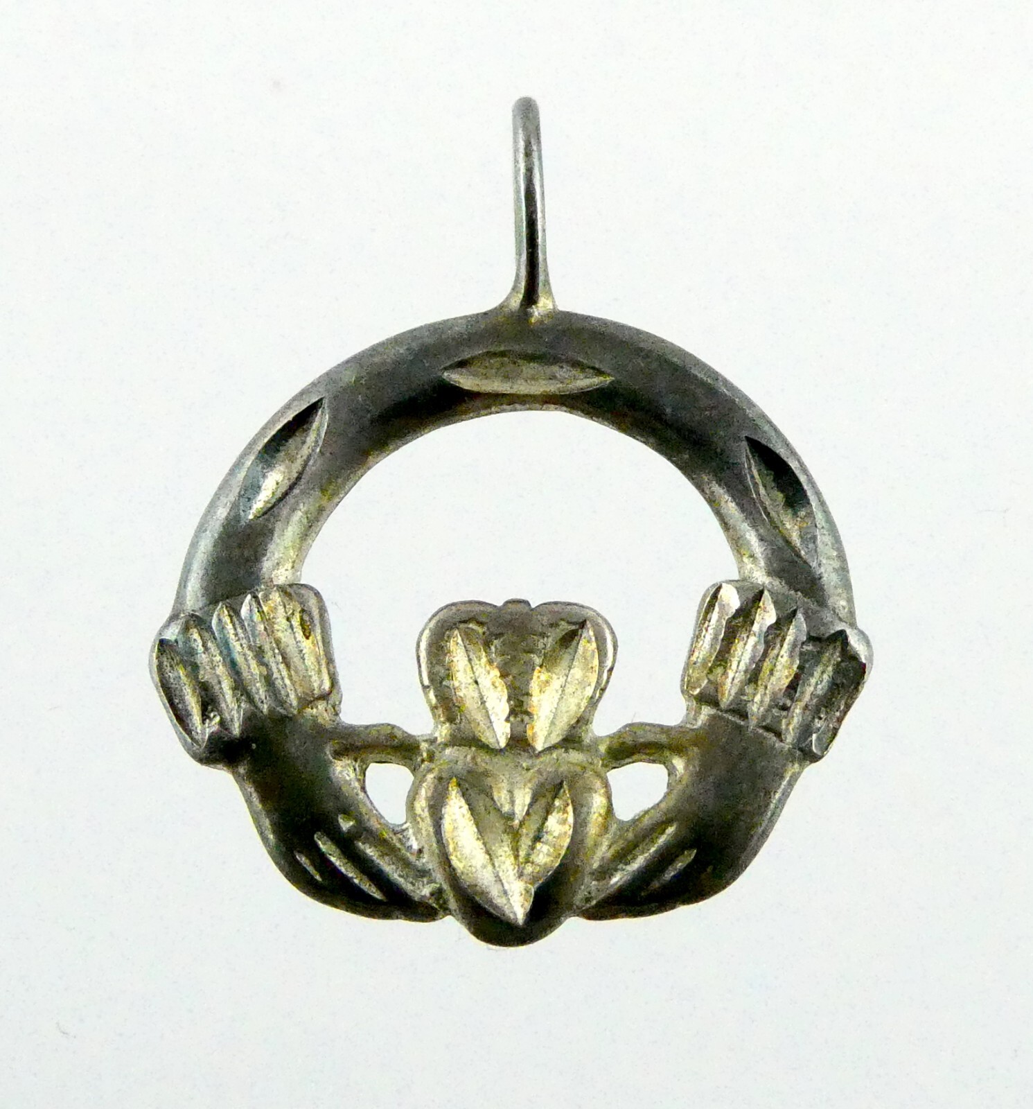 Vintage Sterling Silver Claddagh Hands and Heart Pendant 925 1 Inch 2.4 Grams