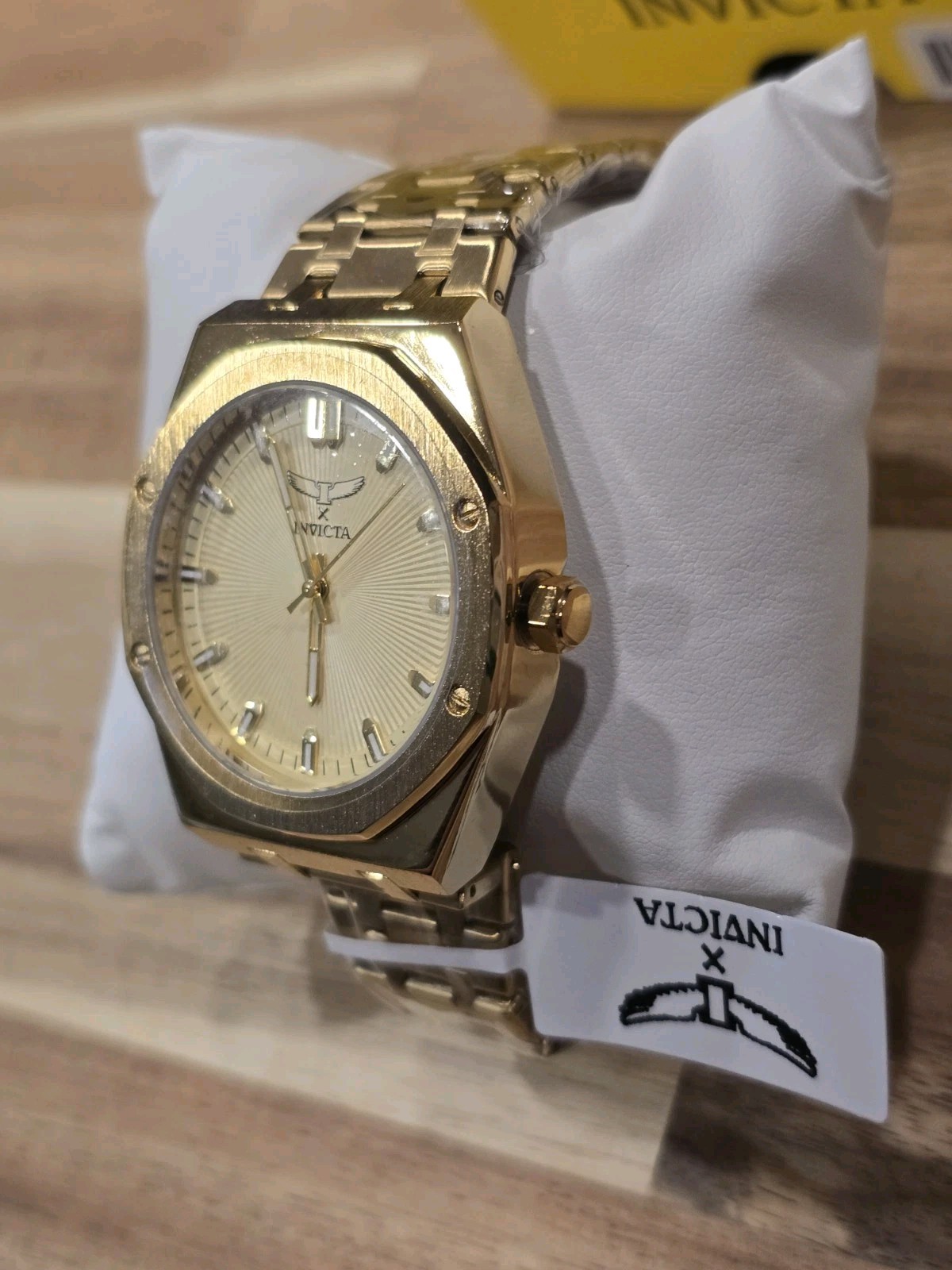 Invicta Specialty I by Invicta Men’s Watch – 42mm 69962 Gold W/Gold Dial New!