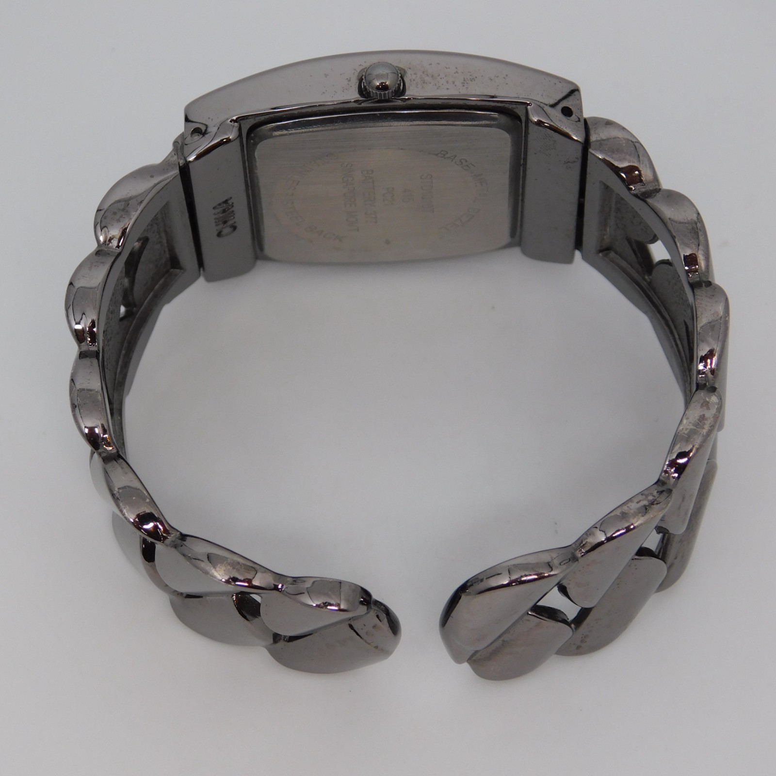 STUDIO Time STD1010T Cuff Bracelet Quartz Women’s Watch Sz. 6 1/4″ New Battery