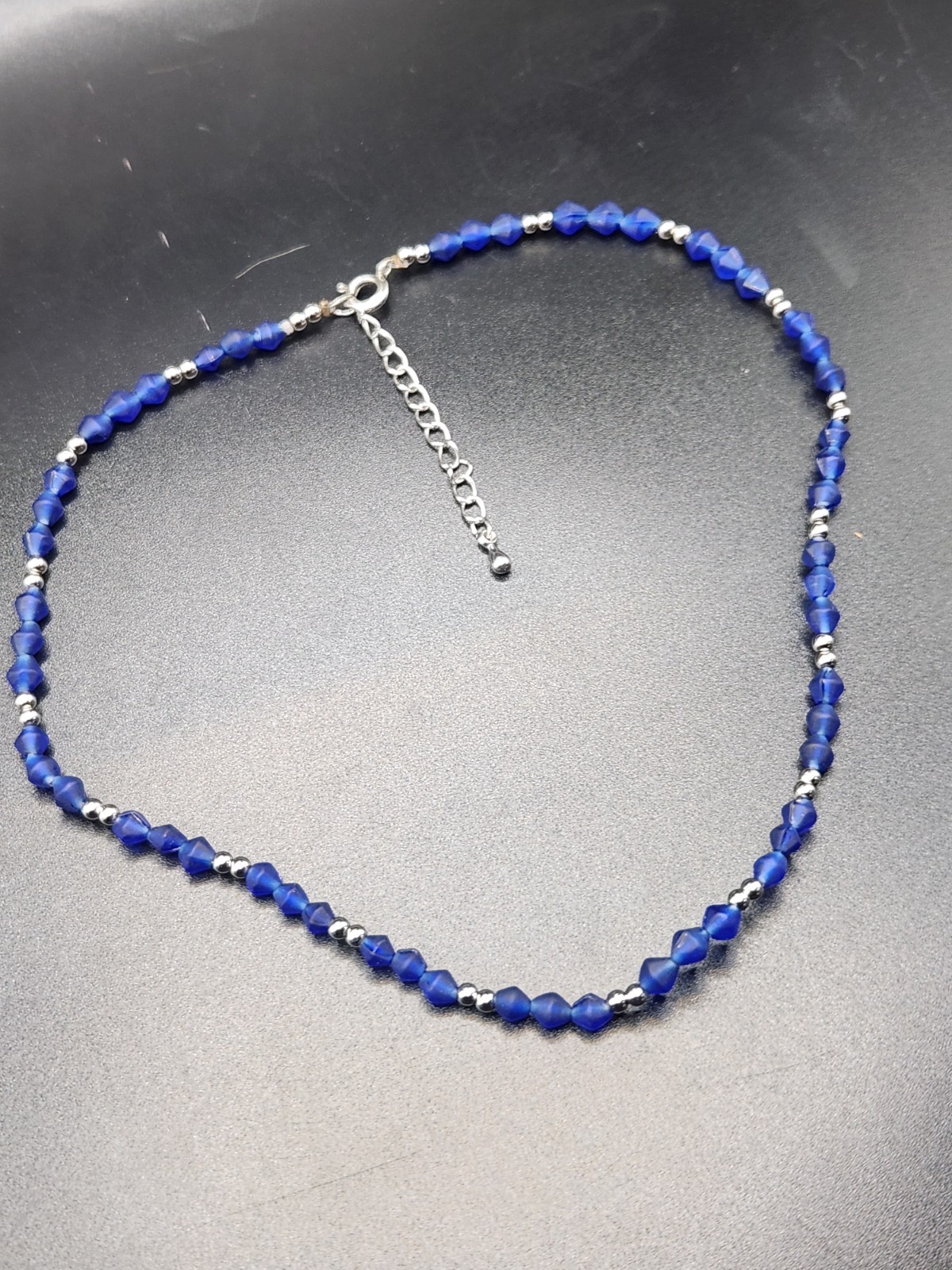 #0428 – Blue Faceted Beaded Necklace Silver Tone Spacers 15″ + 2″ Extender