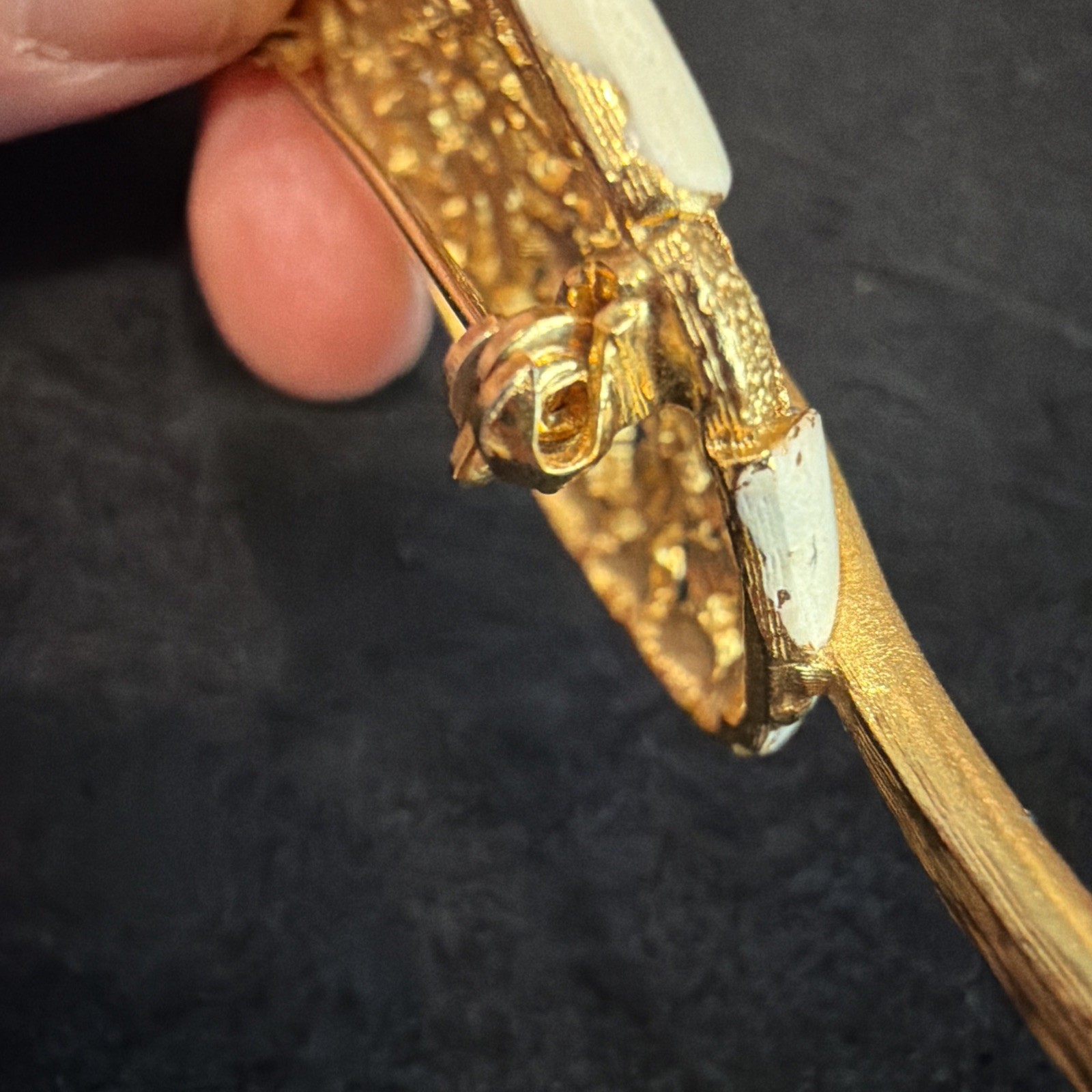 Gold White-Frost Enamel Brooch Leaf Pin Gold Tone Filigree Vintage 1960s