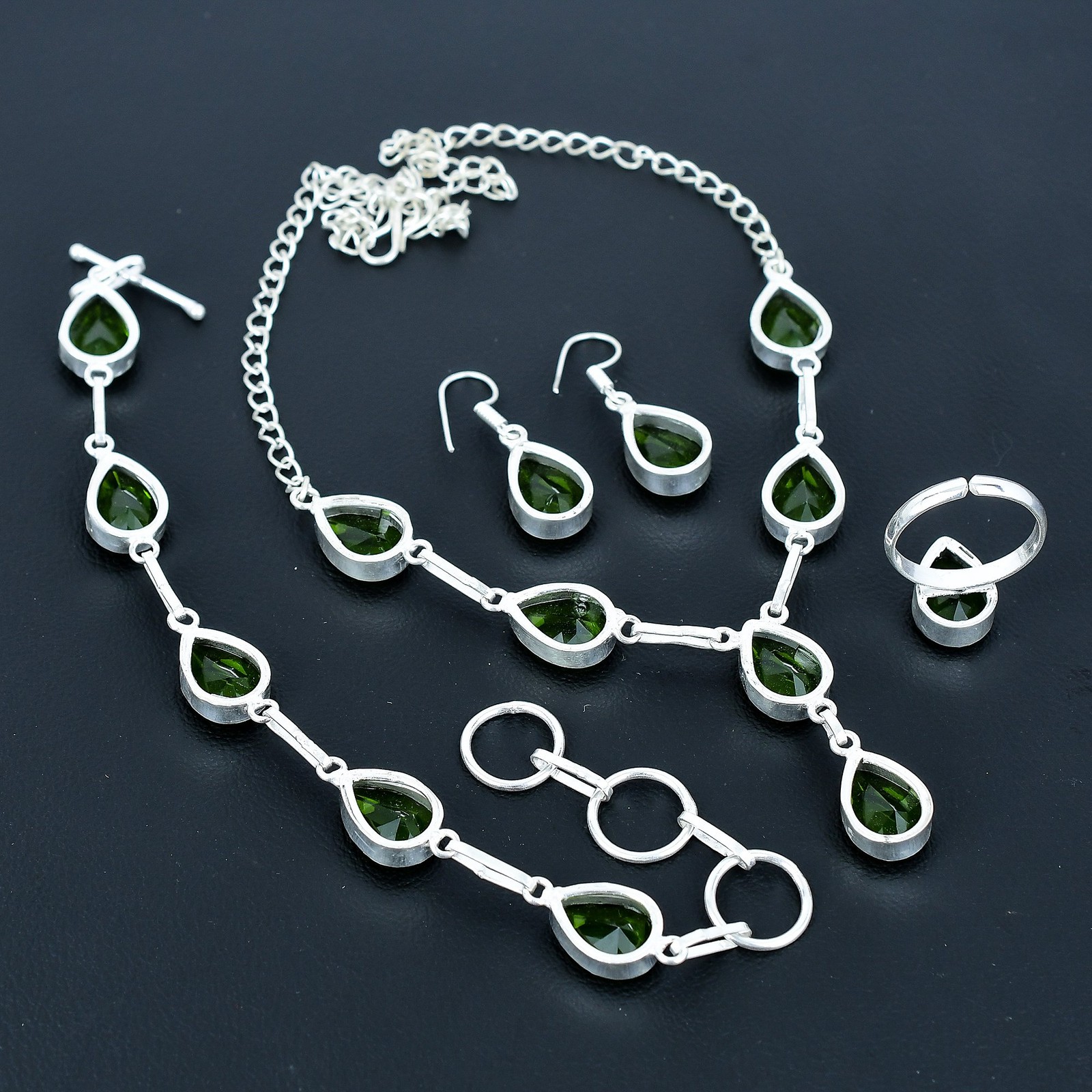 Peridot 925 Sterling Silver Pear Gemstone Handmade Beautiful Jewelry Set AAB 191
