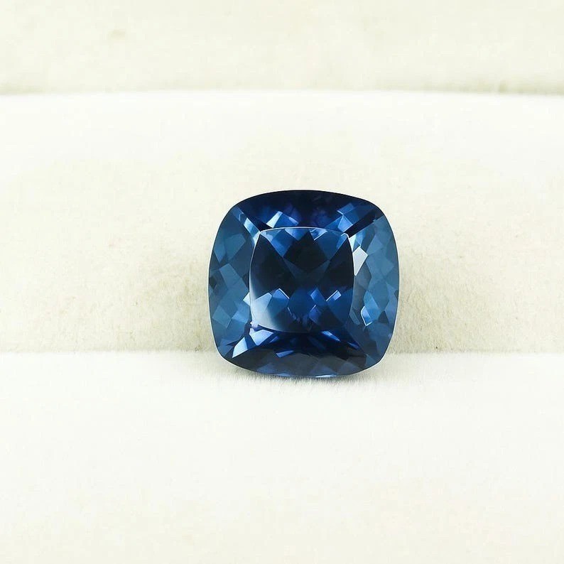 19 Ct Color Changing Alexandrite Natural Certified Flawless Cushion Gemstone