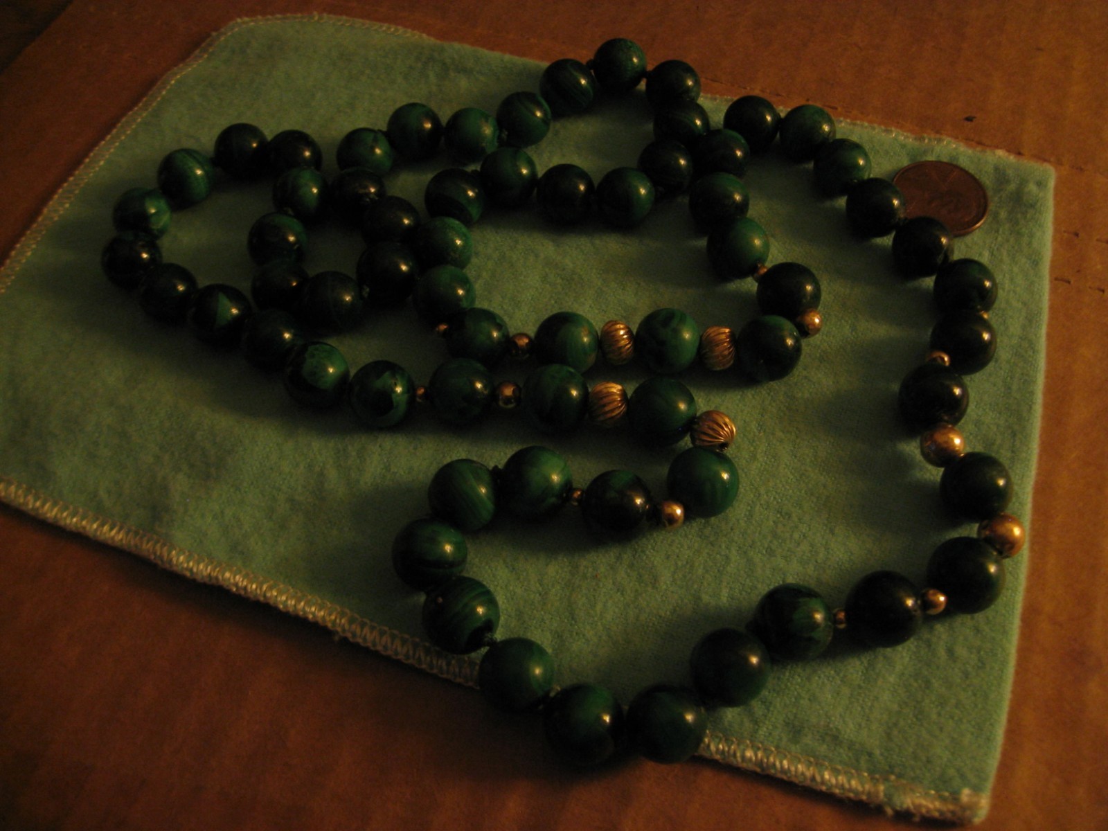 Exquisite Malachite and Gold Beaded Knotted 32″ Necklace 170 grams