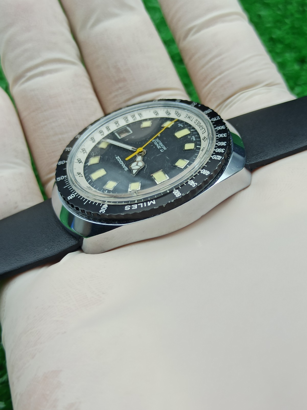 HYPER-RARE SANDOZ JUMBO DIVER BLACK WATCH MECHANICAL SWISS 1970s