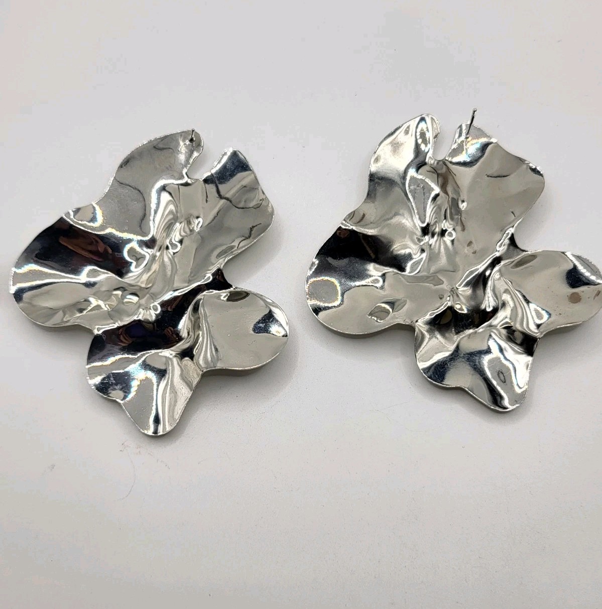 Large Crumpled Silver Toned Stud Earrings Abstract Organic Design Lightweight 3″