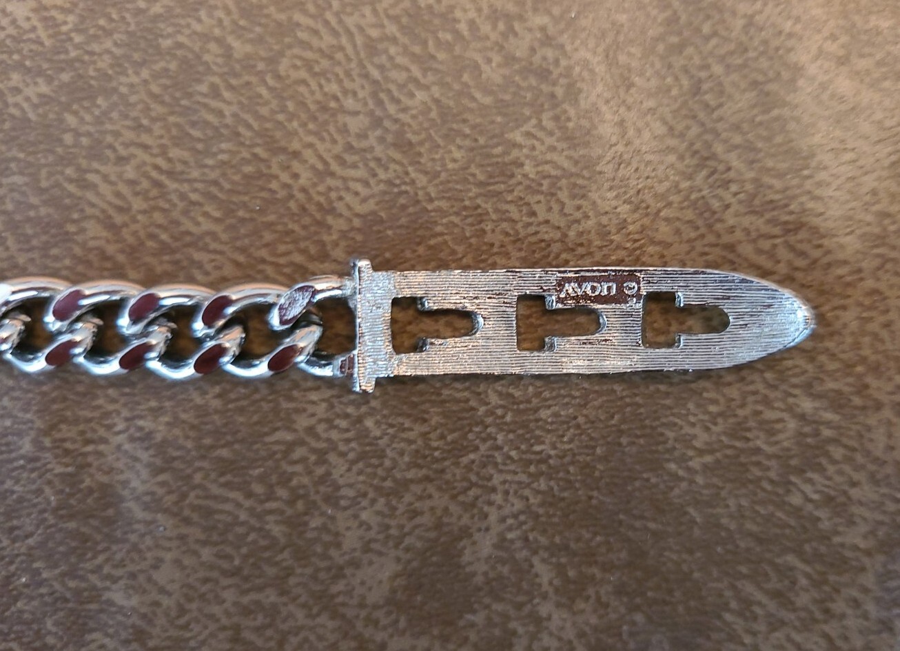 Vintage Signed AVON Silvertone Adjustable Buckle Bracelet – New Without Tags