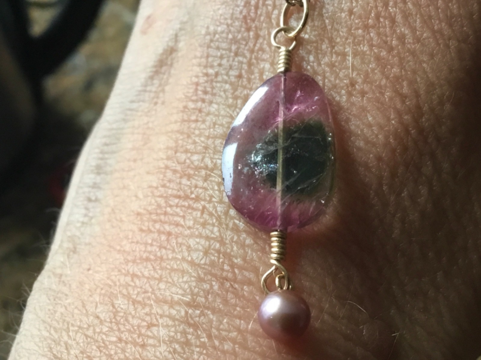 Solid 9ct gold tourmaline slice pendant 9k 375