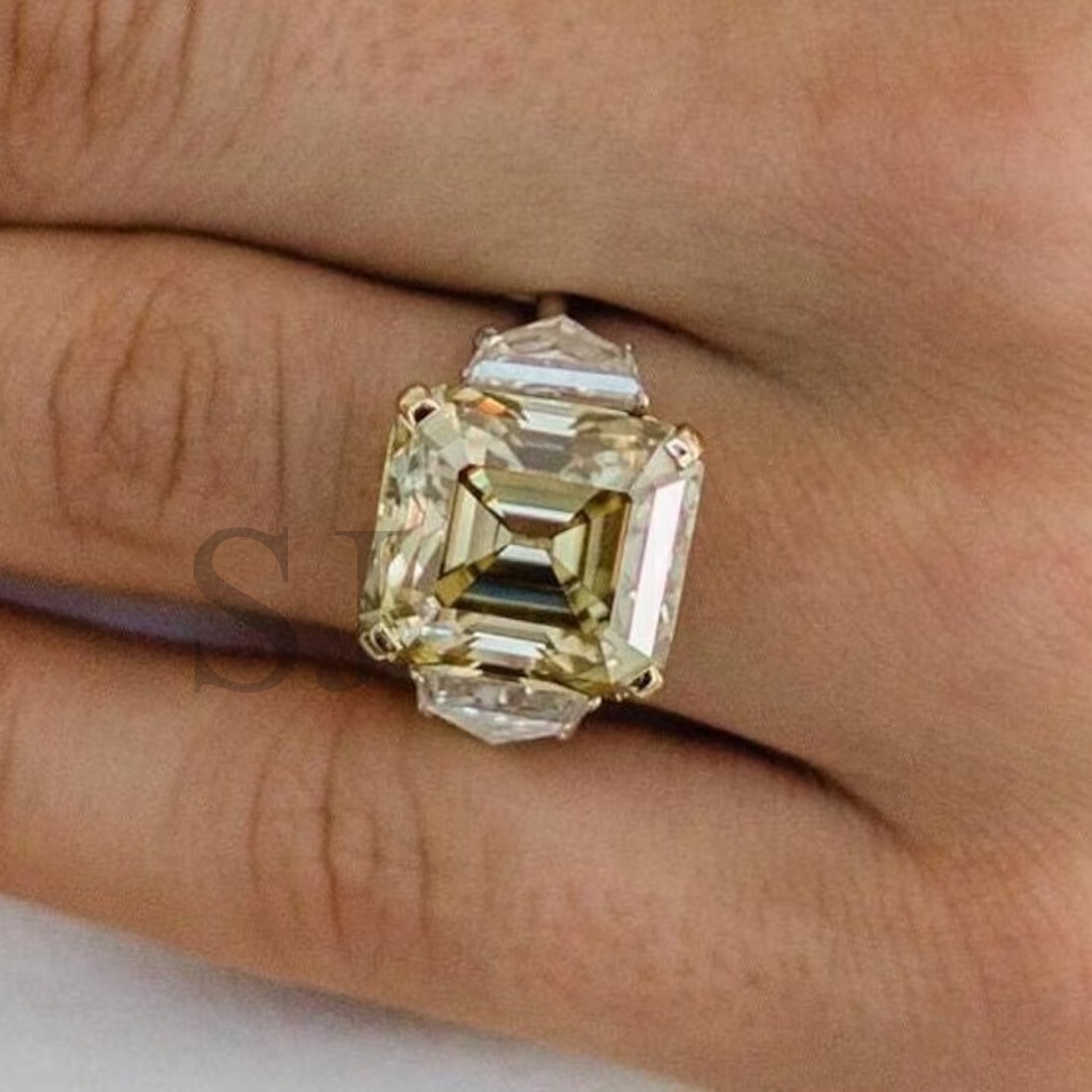RARE 20 Ct Certified Asscher Cut Solitaire Champagne Diamond 925 Silver Ring