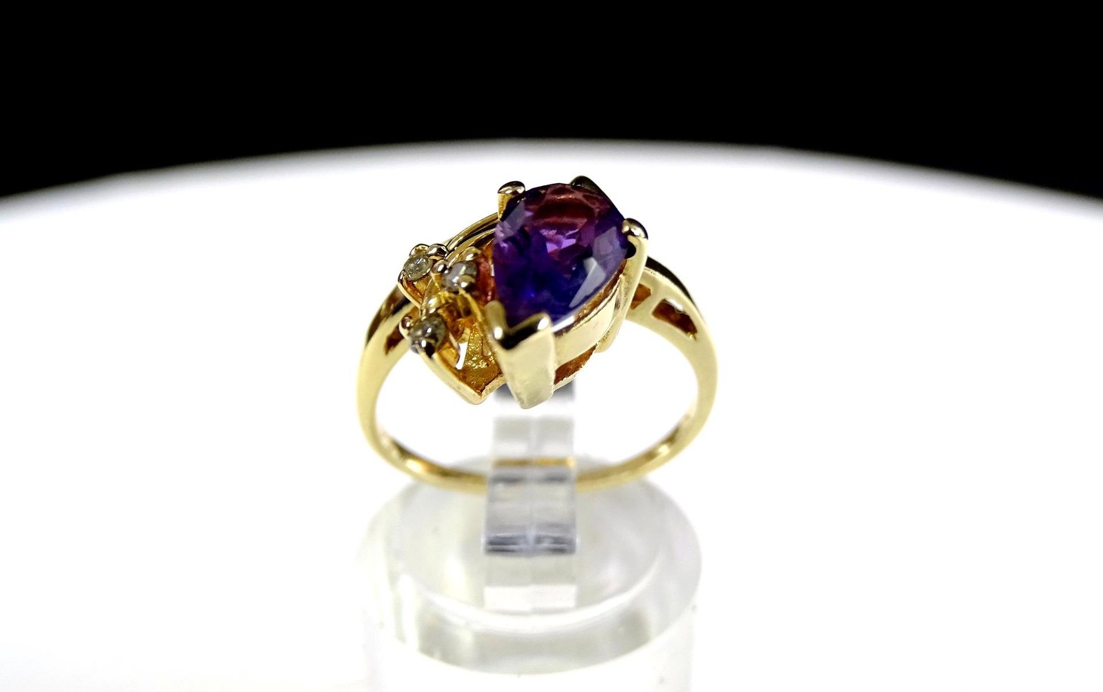 14K Yellow Solid Gold 3.2 Grams Size 6.5″ Pear Shape Amethyst Diamond Ring 1980