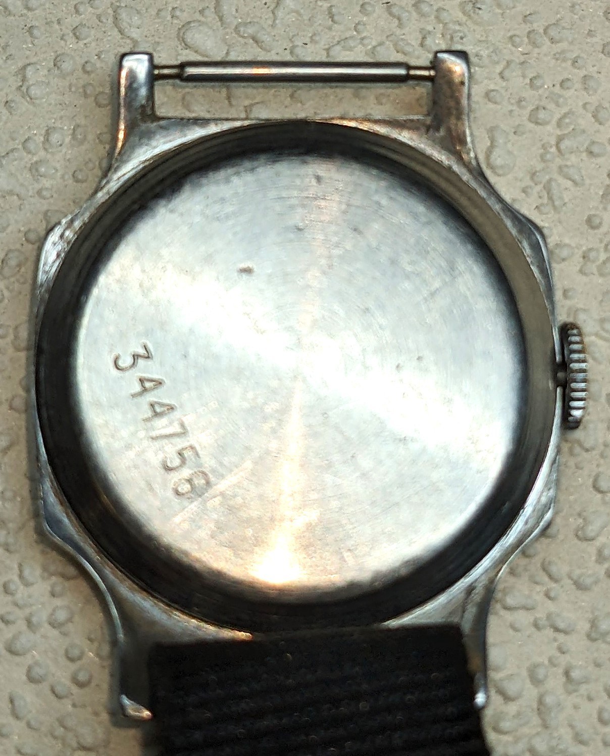 VINTAGE SOVIET RUSSIAN POBEDA (ZIM) WATCH 15 jewels m. 2602