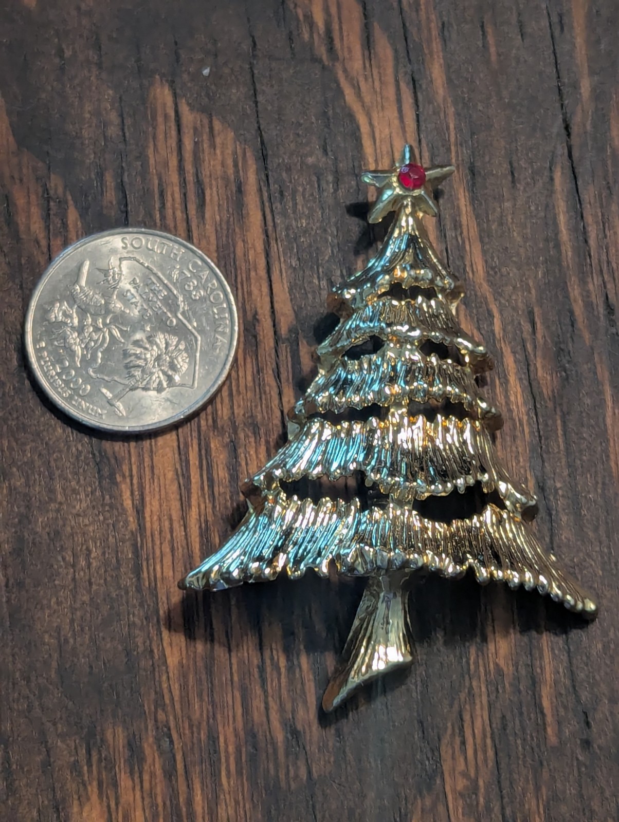 Gold Tone Christmas Tree Brooch Pin Red Rhinestone Star Topper Holiday