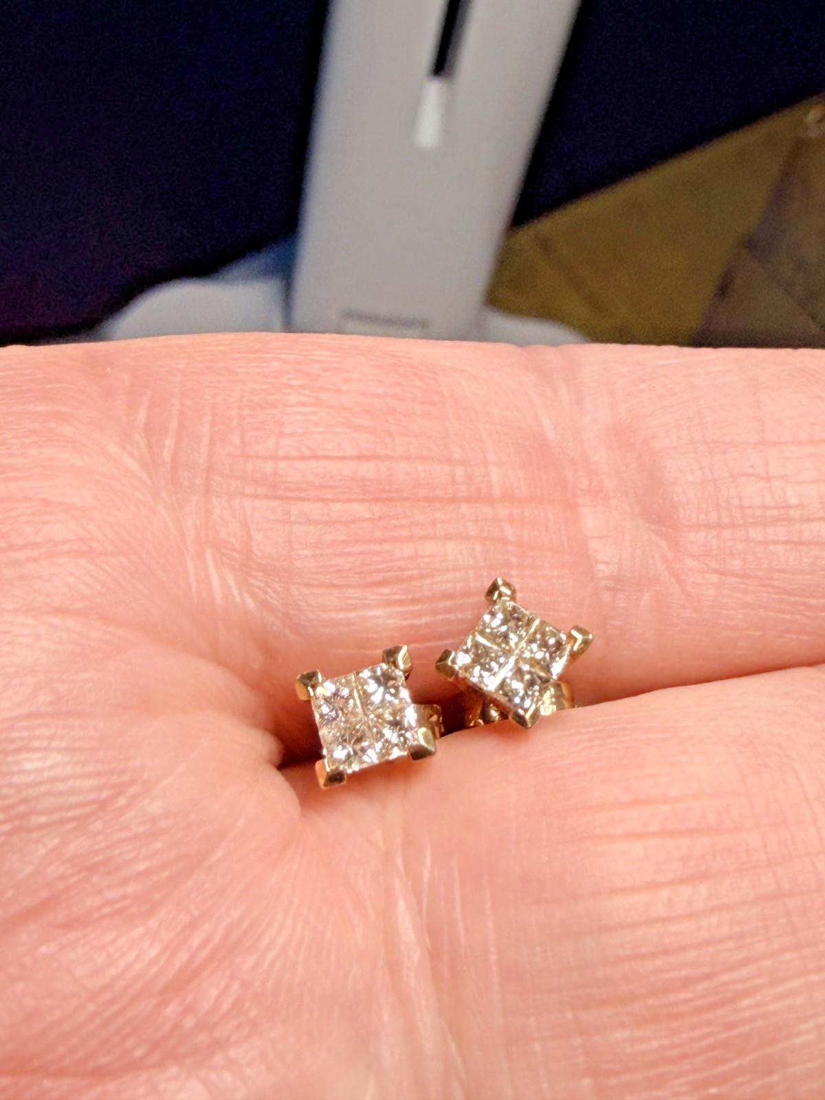 Vintage Gold Stud Earrings – Lab Diamonds? – 9K Solid Gold