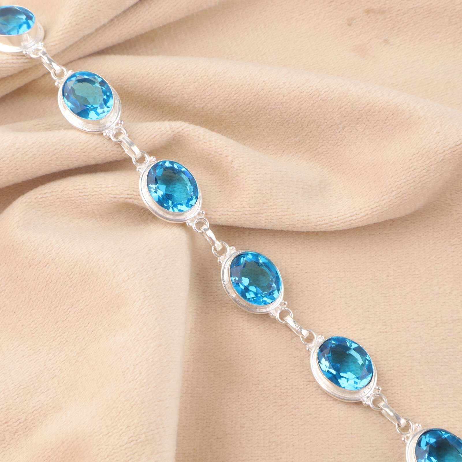 Solid Silver Bracelet Natural Swiss Blue Topaz Gemstone 925 Silver bracelet