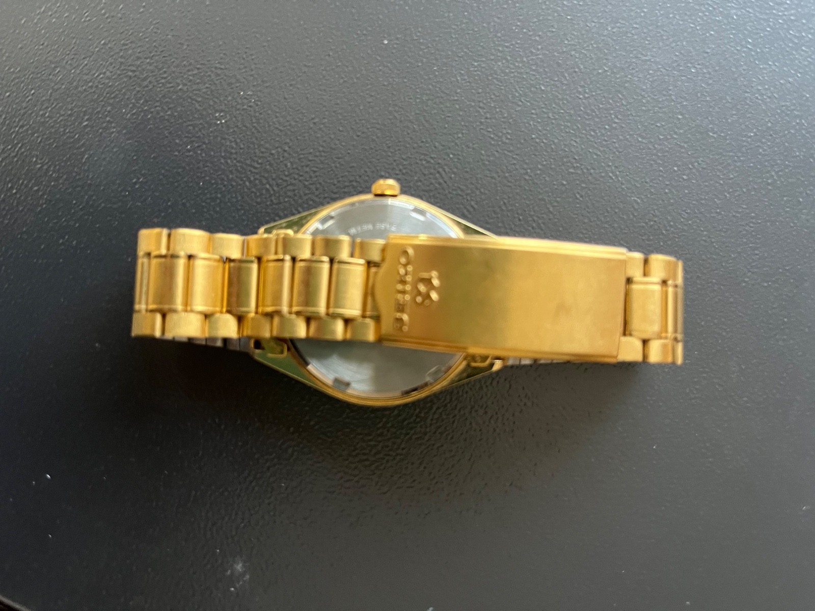 mens seiko 1980s gold Mickey Mouse watch