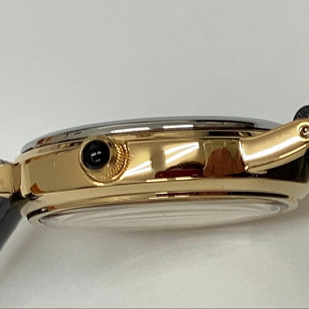 Excellent Condition SEIKO Quartz Wristwatch 1NO1 HZBO