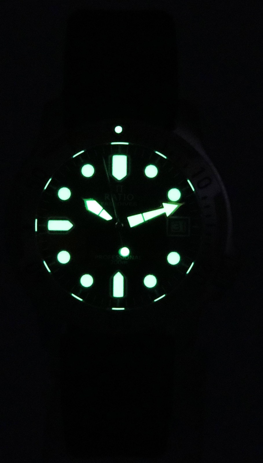 Ratio FreeDiver Professional Sapphire Black Dial Quartz RTF021 200M Men’s Watch