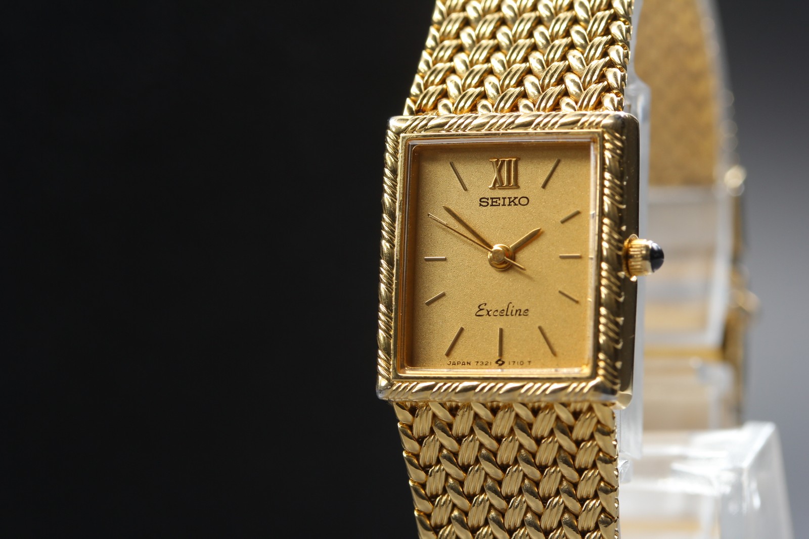 Vintage 1989 Seiko Exceline 7321-6050 Gold Rectangle Ladies Watch From JAPAN