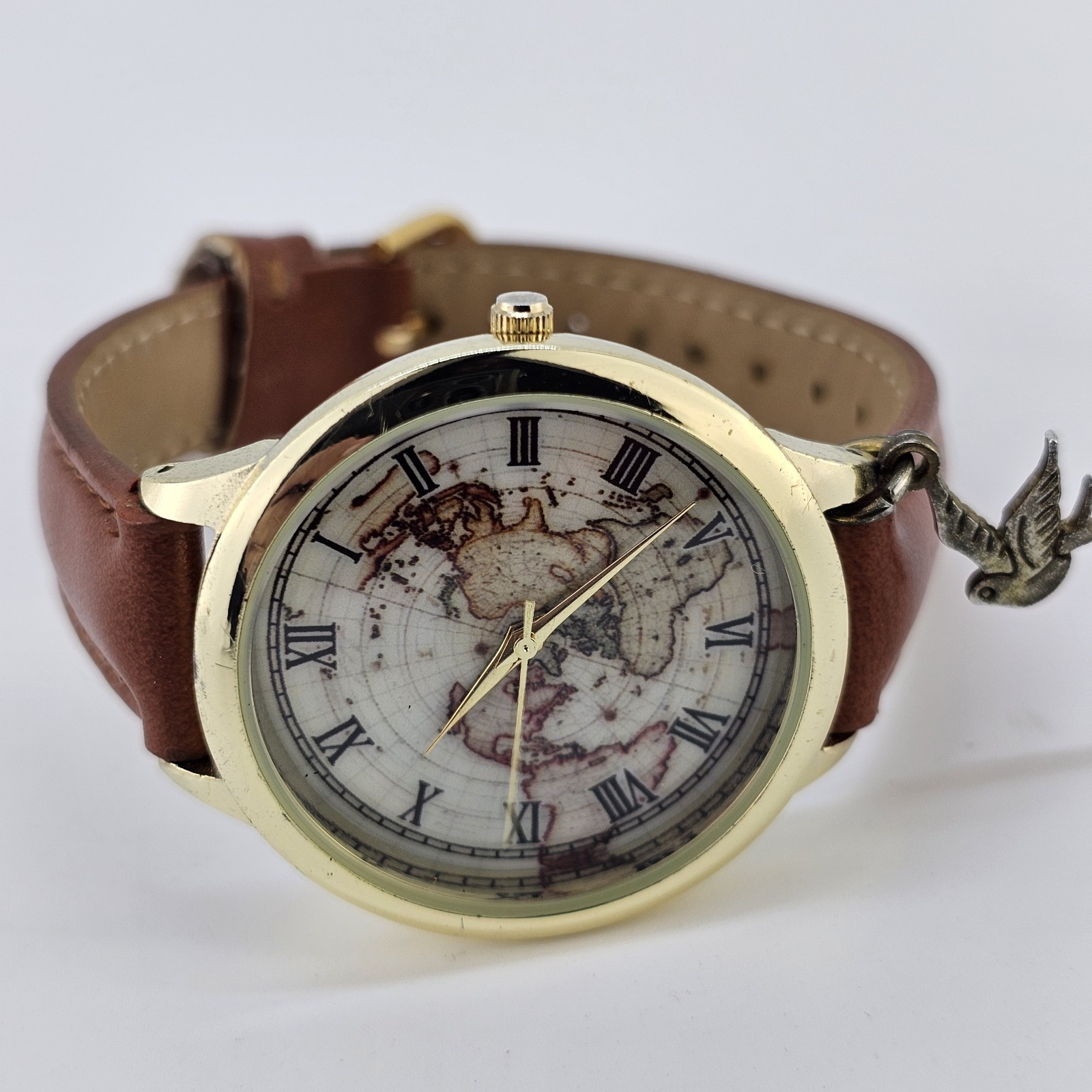 Women’s World Map Watch 38MM Multicolor Dial Brown Leather Bands NEW Battery