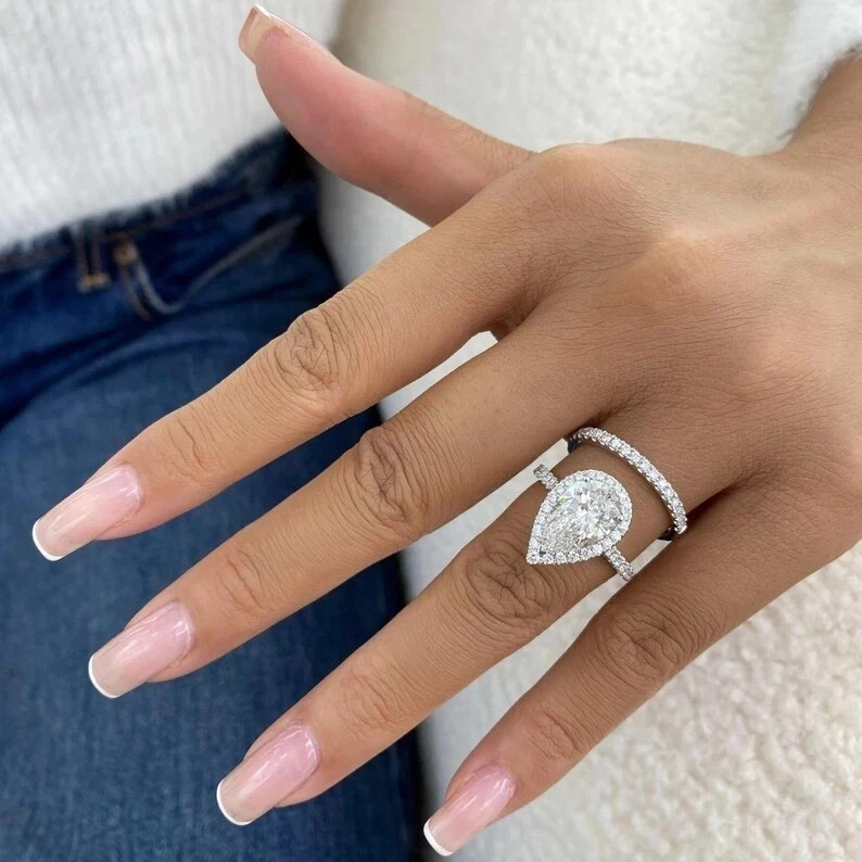 Pear Cut Women 14k White Gold 4.2 Carat Diamond Ring Set Lab Grown IGI VVS E F