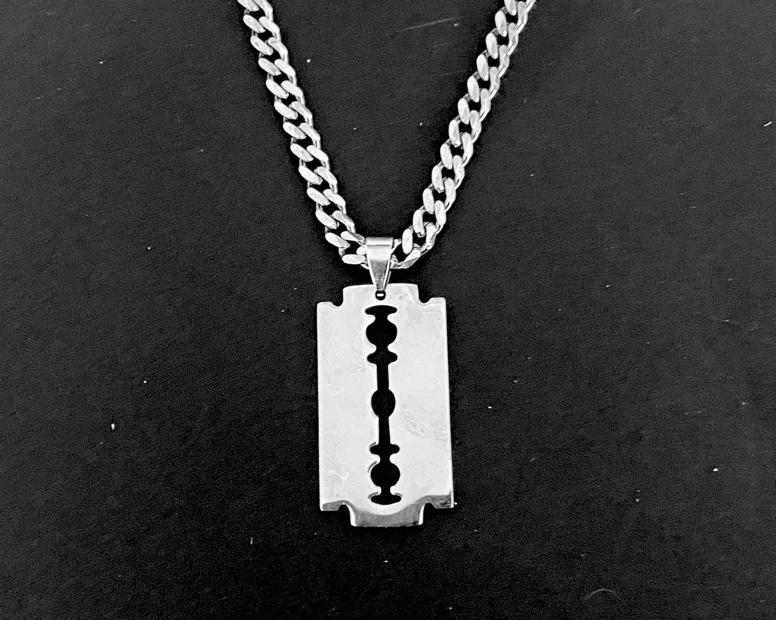 Stainless Steel Razor Blade Pendant Curb Link Chain Necklace Dimebag Neck chain