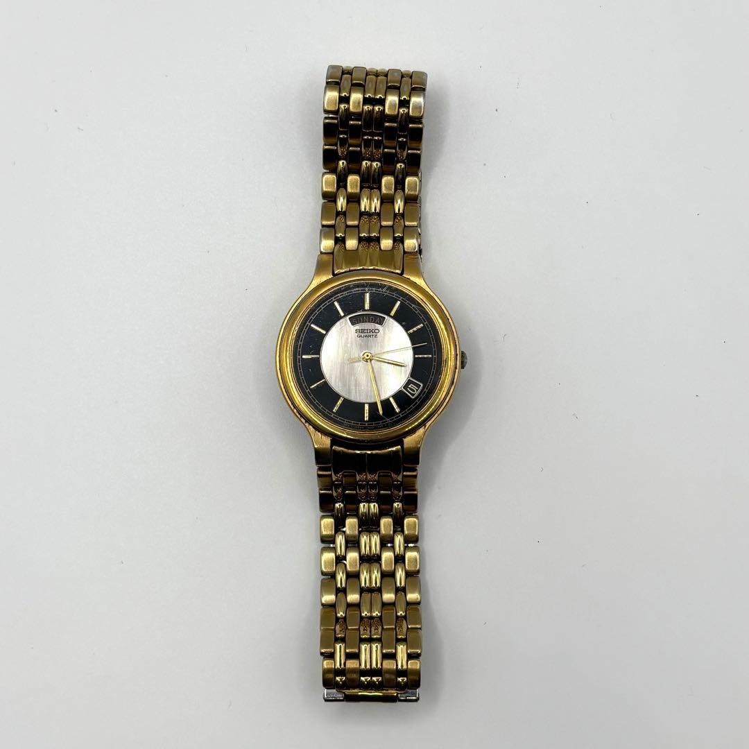 Seiko DAY-DATE 2001 Quartz Date Indicator Unisex Watch