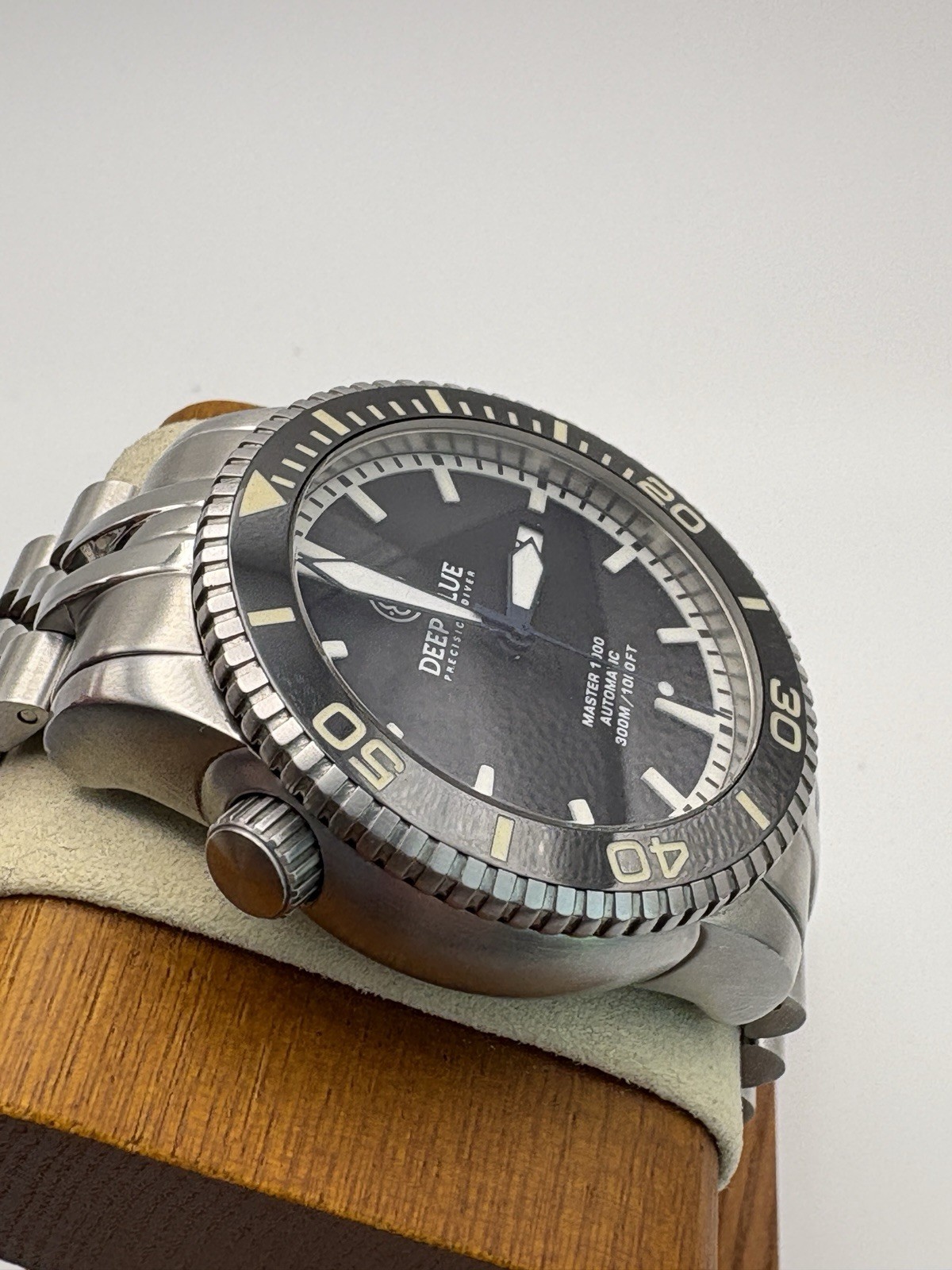 Deep Blue Precision, Men’s Diver Master 1000 Automatic Diver 44mm, 1000ft/300 m
