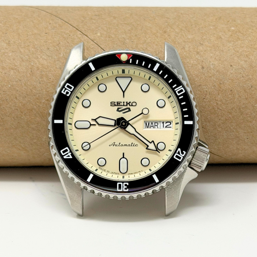Seiko 5 Sports 38mm SRPK29, SRPK31, SRPK33, And SRPK35 Flat Sapphire Crystal – C