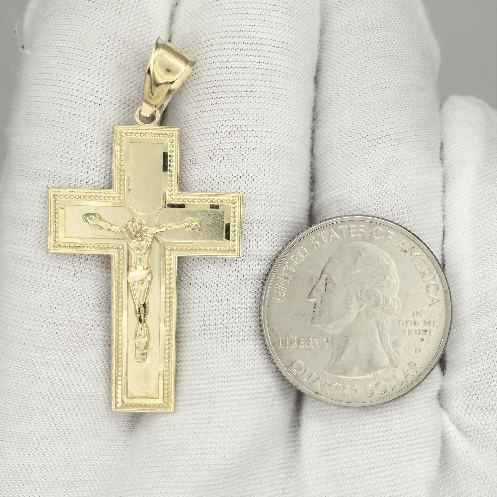 10k Yellow Gold DiamondCut Unisex Cross Crucifix Religious Charm Pendant Jewelry