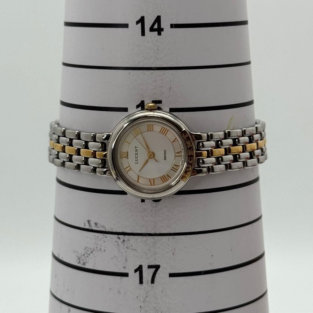 Excellent condition, fully functional SEIKO Lucent quartz watch with new battery