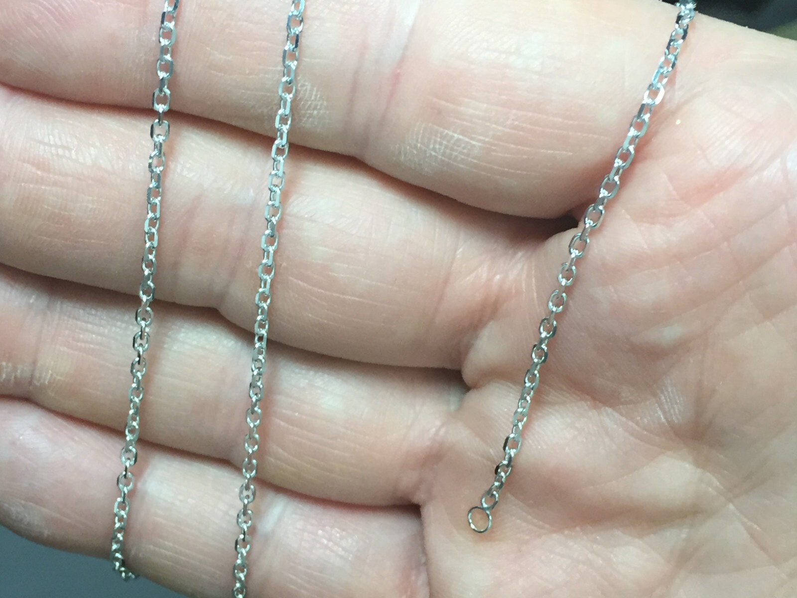18k White Gold 18″ Solid Cable Link Pendant Chain/Necklace 1.4 mm 3 grams