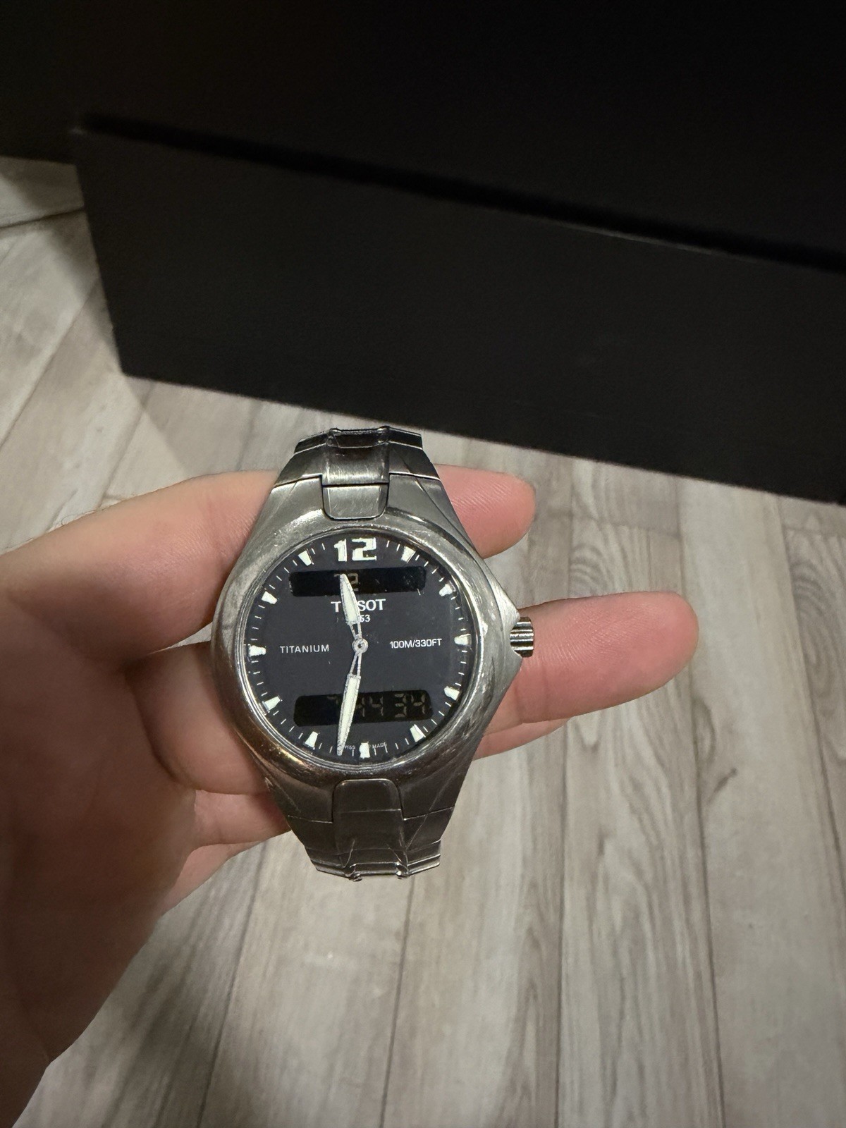 Tissot T-Touch Men’s Titanium Bracelet Black Dial Analog/Digital Quartz 100m.