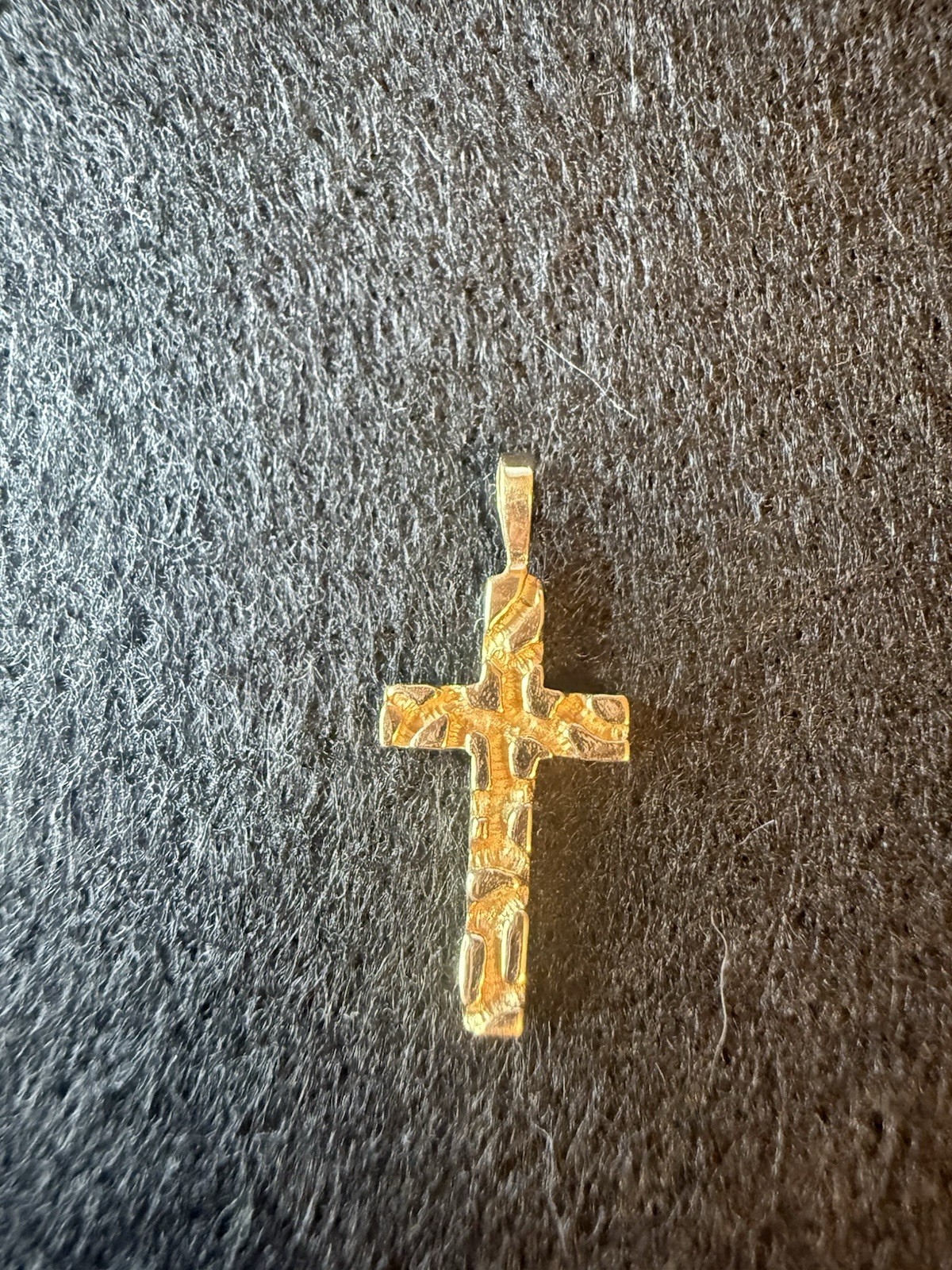 NUGGET CROSS 14K YELLOW GOLD 1 INCH
