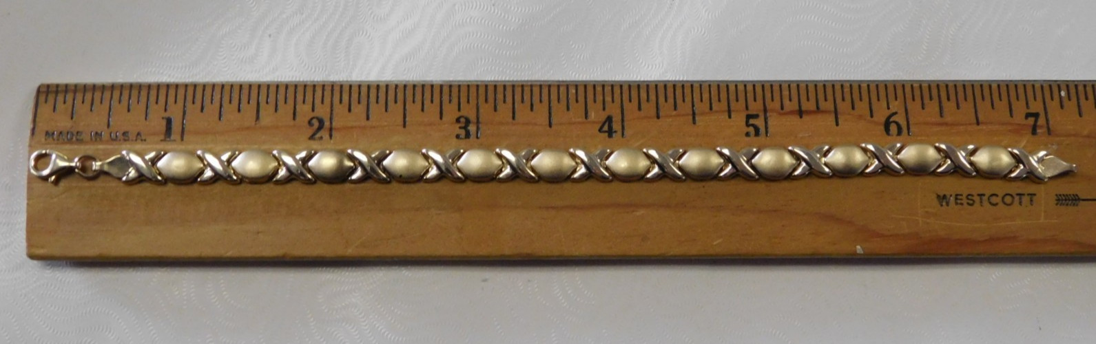 NEW Ladies 10k Yellow Gold XO Finish Bracelet, 7 inches, 4.1g