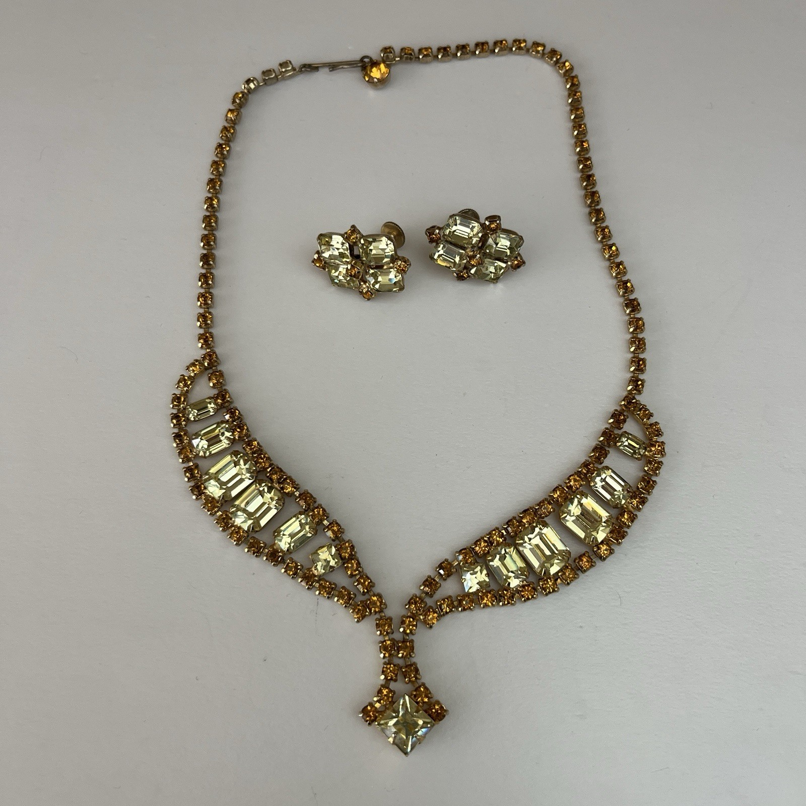 Vintage 1950s Gold / Yellow Topaz Jonquil Rhinestones Necklace & Earrings Set